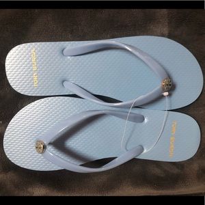 Tory Burch solid thin flip flop in light chambray
